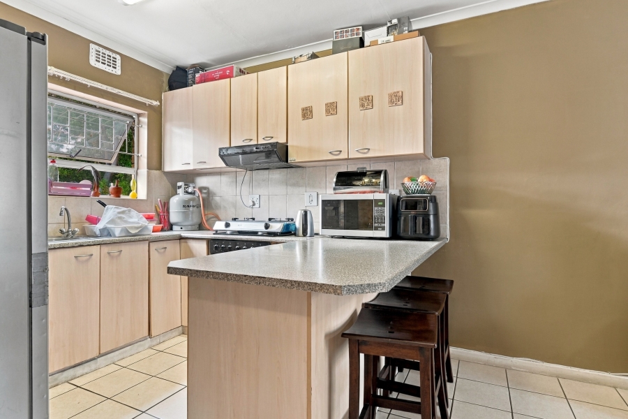 2 Bedroom Property for Sale in Wynberg Western Cape